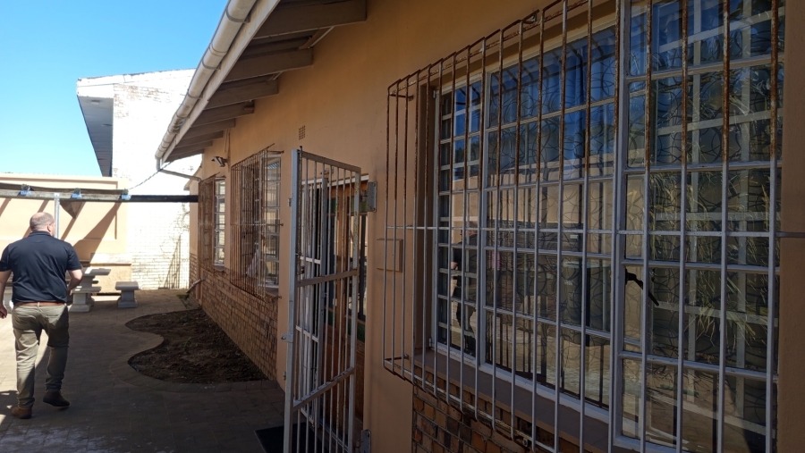 Commercial Property for Sale in Maitland Western Cape